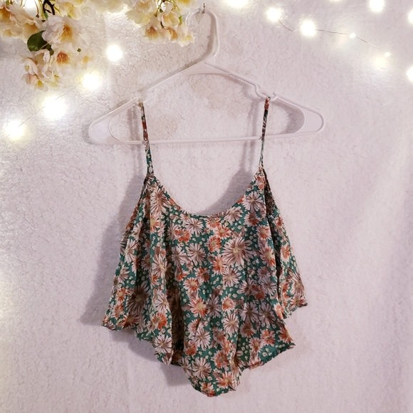 Timing Tops - Timing Green Floral Crop Top